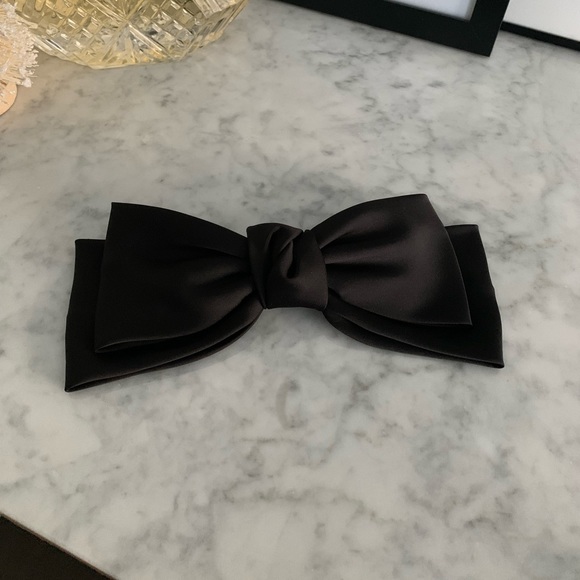 Free People Oversized Bow Hair Clip, NWOT. - Picture 2 of 3